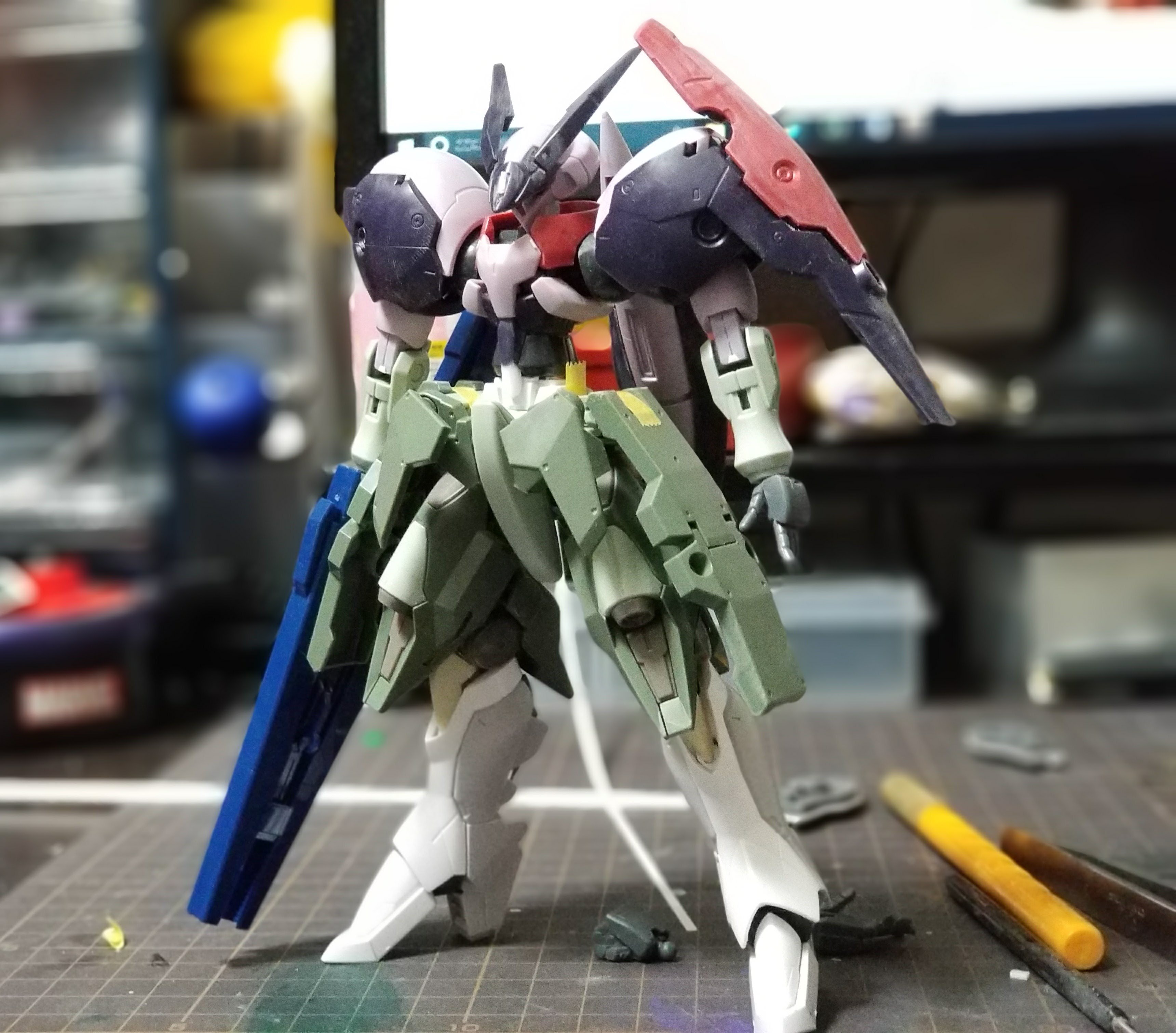 HGガラッゾ　ミキシング改造　ガルムガンダム改造塗装作品 HGガラッゾ ミキシング改造 ガルムガンダム改造塗装作品 - メルカリ