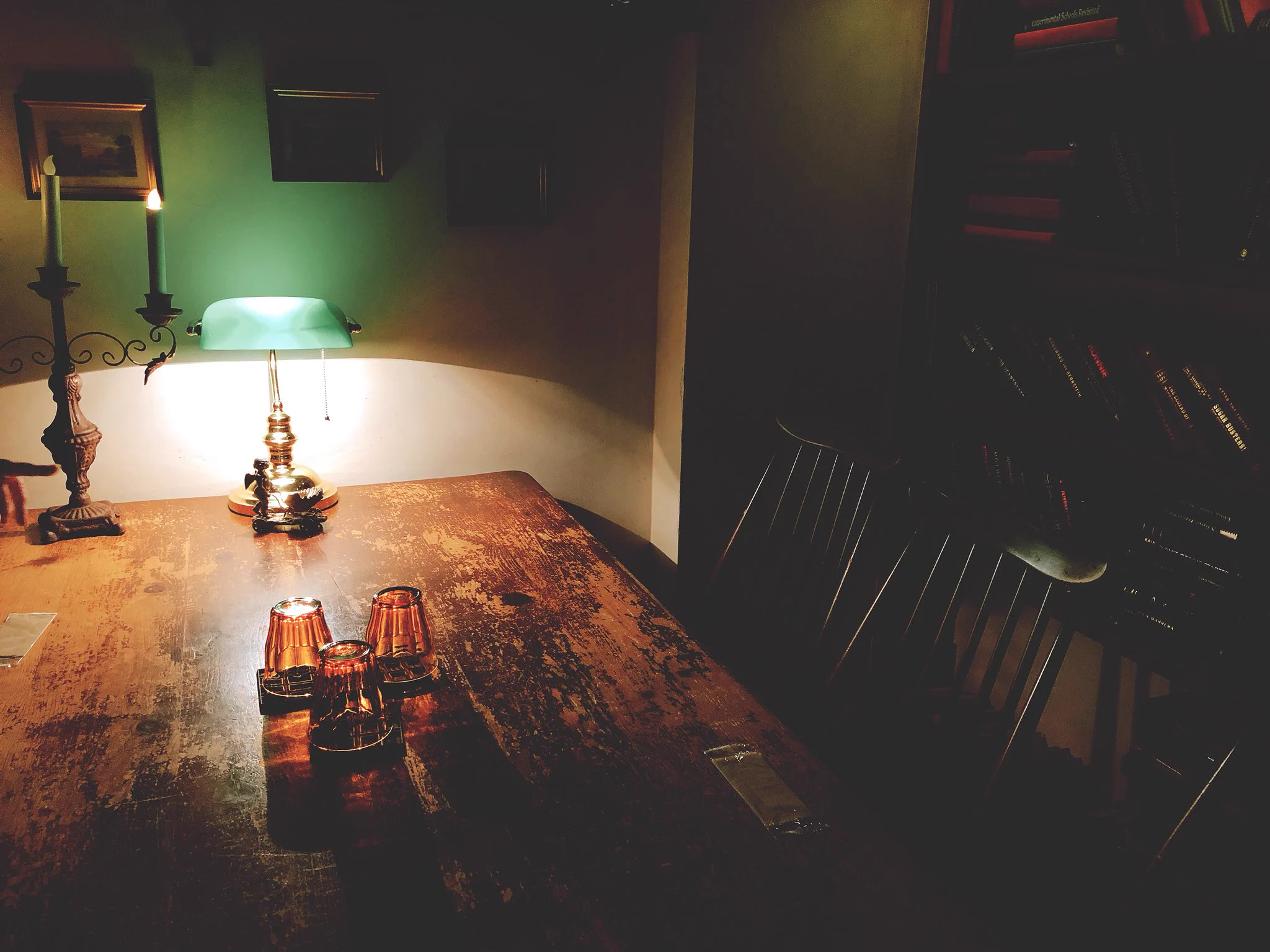 行ってみたい！パスワードが必要な地下の秘密のカフェが話題！！