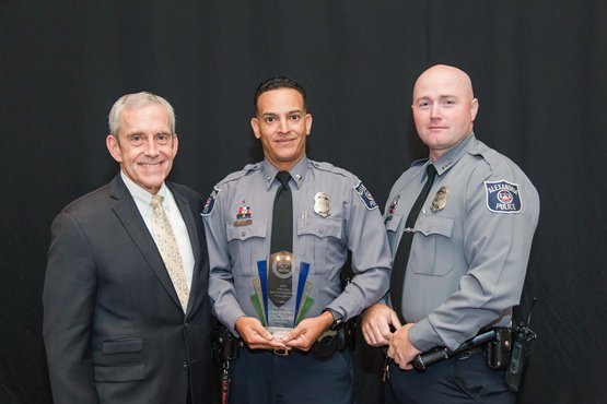 AlexandriaVAPD's tweet image. APD Receives 1st Place Award Related to @vachiefs Traffic Safety Program: alexandriava.gov/police/info/ne…