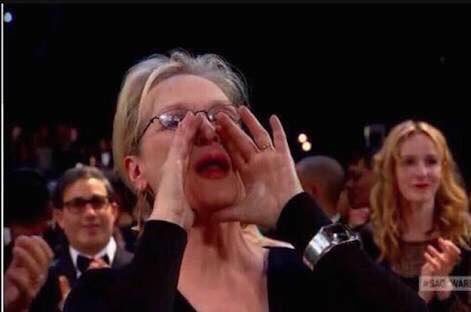 A VER A QUÉ HORA PRESENTAN UN CABLE QUE DURE MÁS DE 3 MESES #AppleEvent 😒😒😒
