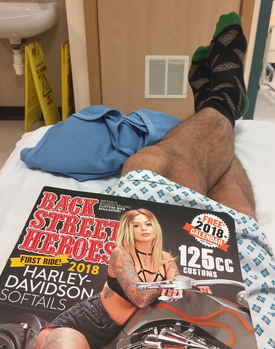 A big thank you to Dr Selvakumar and his team in Endoscopy this morning at the <a href="/JamesPagetNHS/">JPUH NHS FT</a> for their friendliness and professionalism.
I wore appropriate socks for the procedure.... 💩