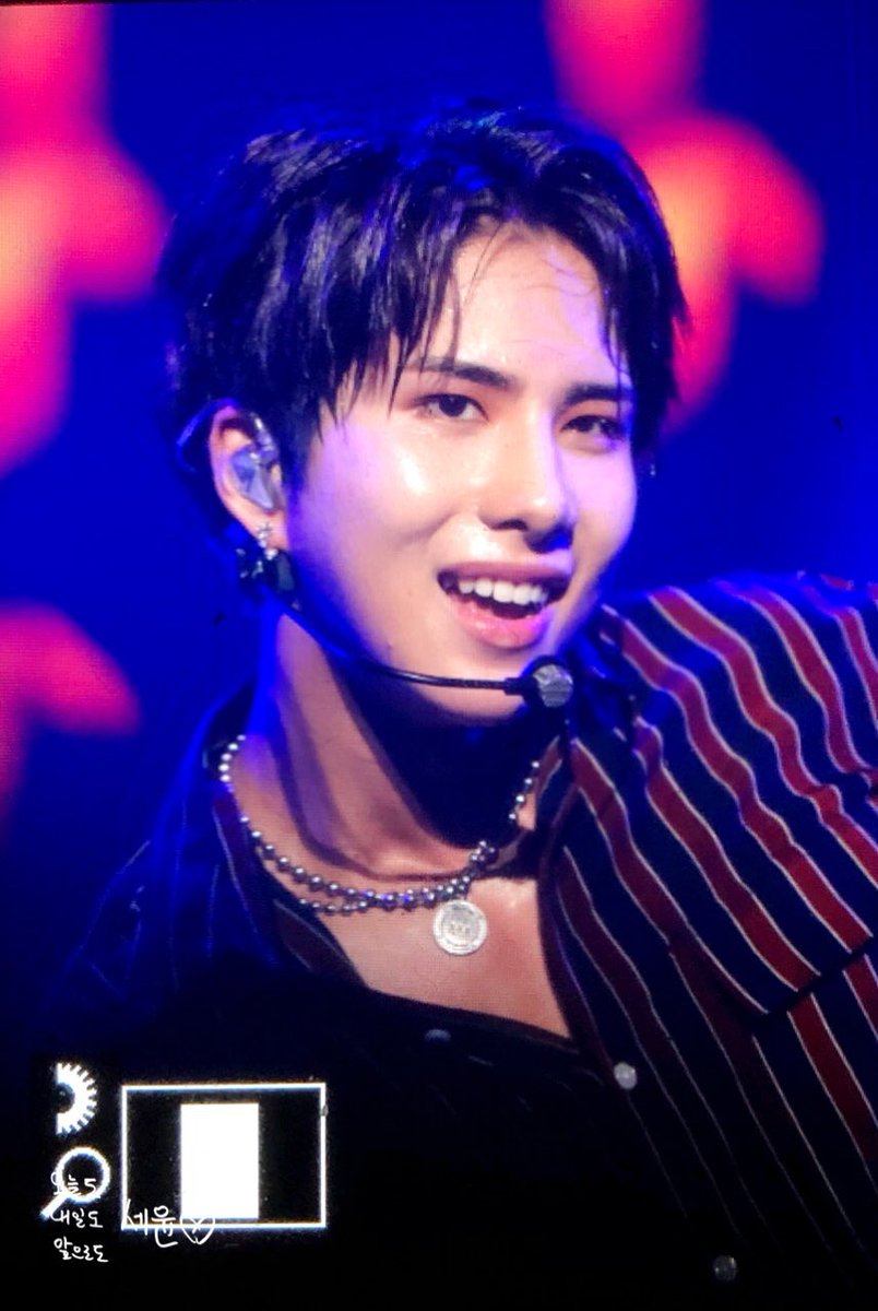 B_A_B_ACE's tweet photo. 180912 뮤콘

초이스 여기서 잠들다...😵

#에이스 #ACE #WOW #와우 #김세윤 https://t.co/wj6JD2BjhK