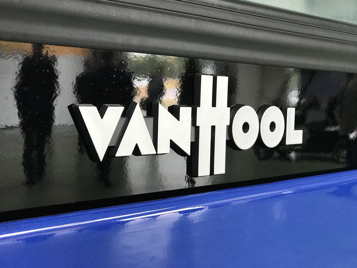 tnhome4industry's tweet photo. Great seeing our newest industrial company Van Hool and touring their Belgium facility with US Ambassador to Belgium Ronald Gidwitz #madeinmorristown #netvrida https://t.co/dyc4pUwh3T