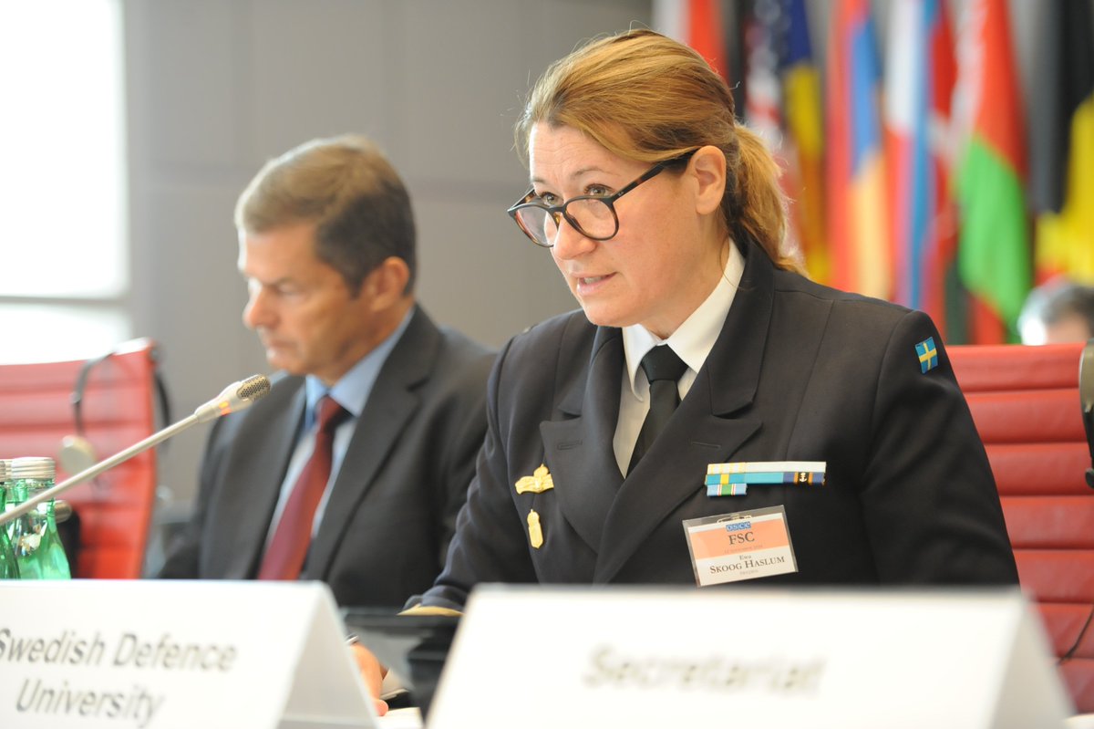 SwedeninATOSCE's tweet image. In Nordic &amp;amp; Baltic Sea region, defence co-operation is abundant and rewarding. Today’s #FSC offrd insights into work of #NORDEFCO &amp;amp; #SUCBAS &amp;amp; on co-op betw Defence Unis in the region. Presented by Nordic military officers. @NorwayOSCE @SkoogHaslum @Denmark_in_AT @SweMFA Pics:OSCE
