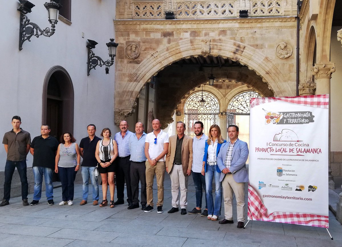 gytsalamanca's tweet photo. Esta mañana, durante la rueda de prensa del I Concurso de Cocina: Producto Local de Salamanca 😄 https://t.co/kRYoKCqIIs