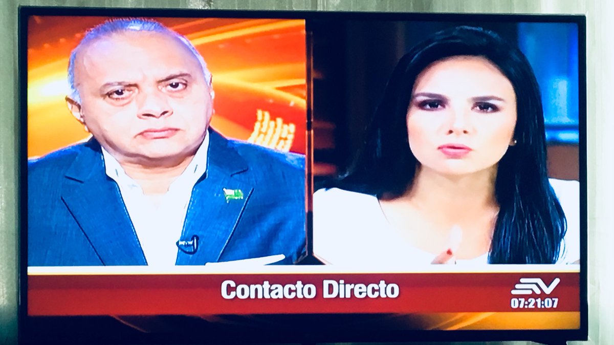 MarceHolguinh's tweet photo. No cabe duda que Biff usó el almanaque mundial y estamos en un espantoso universo paralelo. #backtotheshit https://t.co/msHdgTed6f