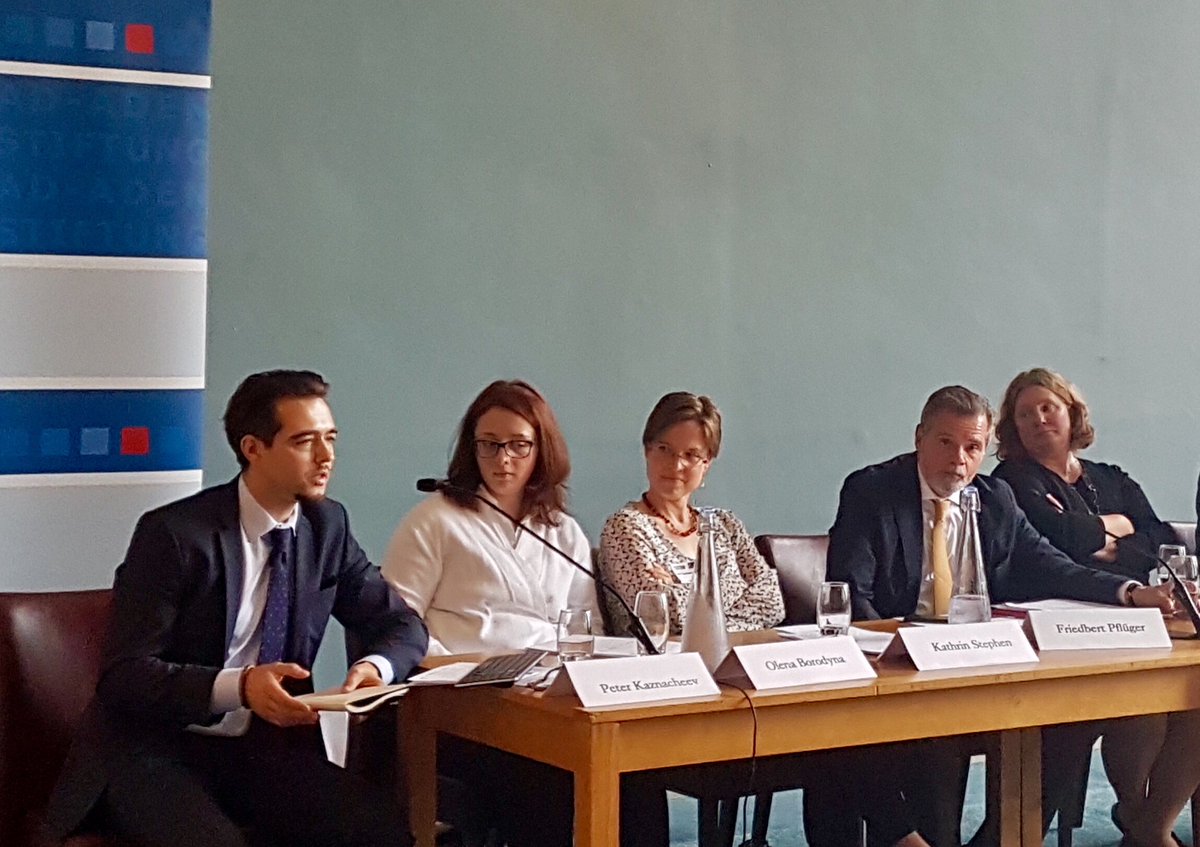 PeterKaznacheev's tweet photo. Gave a talk at the Arctic event @eucers. This year, first LNG and fish container ships are crossing the Arctic. Argued the region maybe a future  alternative to the Suez Canal: reducing shipping costs, saving energy and connecting nations peacefully through trade and commerce. https://t.co/sDAjiKprog
