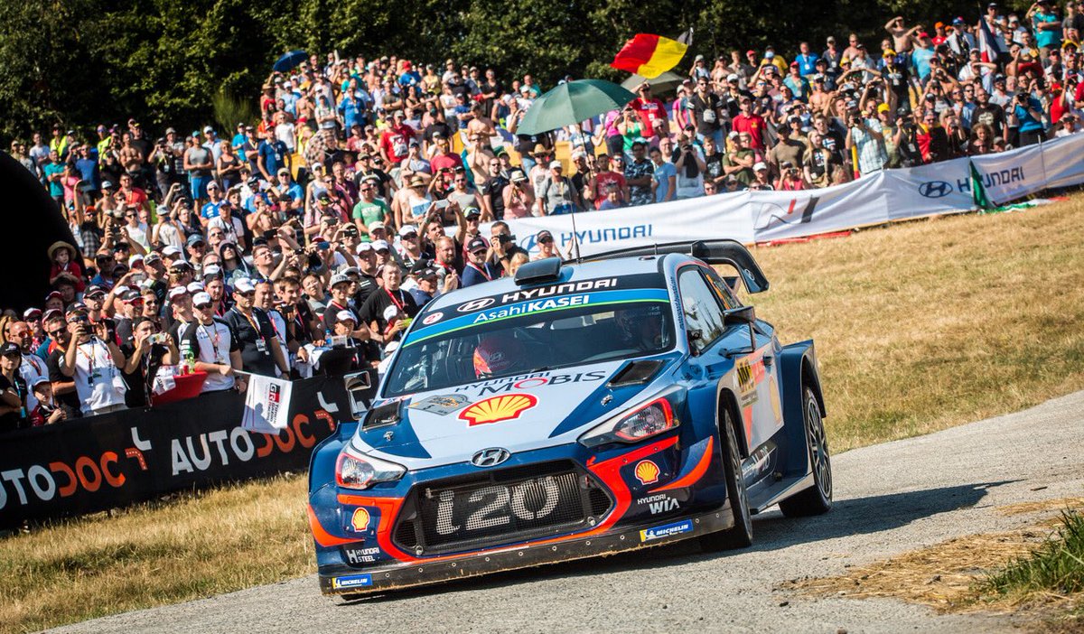 thierryneuville's tweet photo. I’m delighted to tell you that @nicolasgilsoul and I will continue with @HMSGOfficial team for the next 3 years! Building a strong partnership for a long and exciting future. 💪🏼
#StrongerTogether #TeamGoals #WRC https://t.co/OIgWMlBeV2