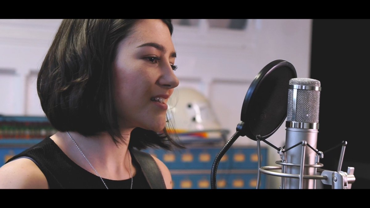 HANNAH TRIGWELL (@hannahtrigwell) on Twitter photo NEW VIDEO: Play It Again - Live & Electric
Hope you like this chilled version of a new song from my debut album! Just me and my electric guitar on this one, was cool to strip it back to it's bare bones in <a href="/GreenmntStudios/">Greenmount Studios</a>! Recorded by @song_mason
ποΈ: youtu.be/JP9bzJVWdcI NEW VIDEO: Play It Again - Live & Electric
Hope you like this chilled version of a new song from my debut album! Just me and my electric guitar on this one, was cool to strip it back to it's bare bones in <a href="/GreenmntStudios/">Greenmount Studios</a>! Recorded by @song_mason
ποΈ: youtu.be/JP9bzJVWdcI