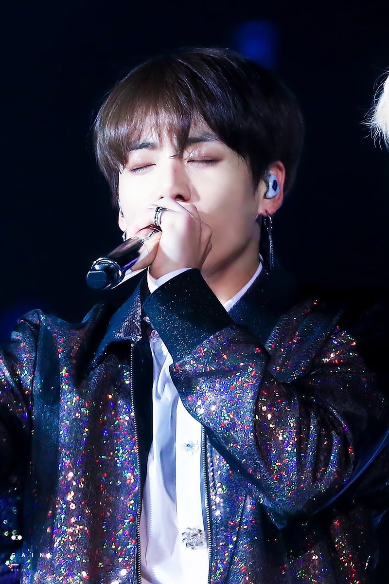 jungkook pics tweet media