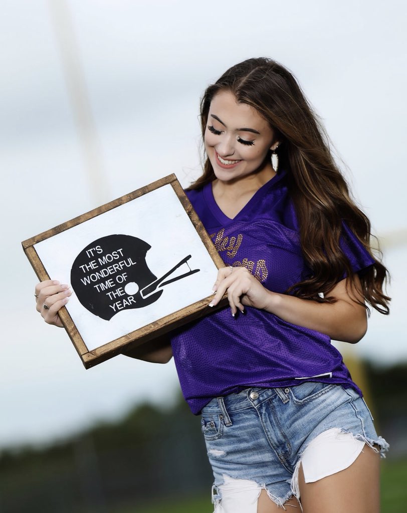 emb613's tweet photo. Football season and these girls will always have my heart.💜 
Get your senior photos done with the best! https://t.co/ogbXPRoYY1