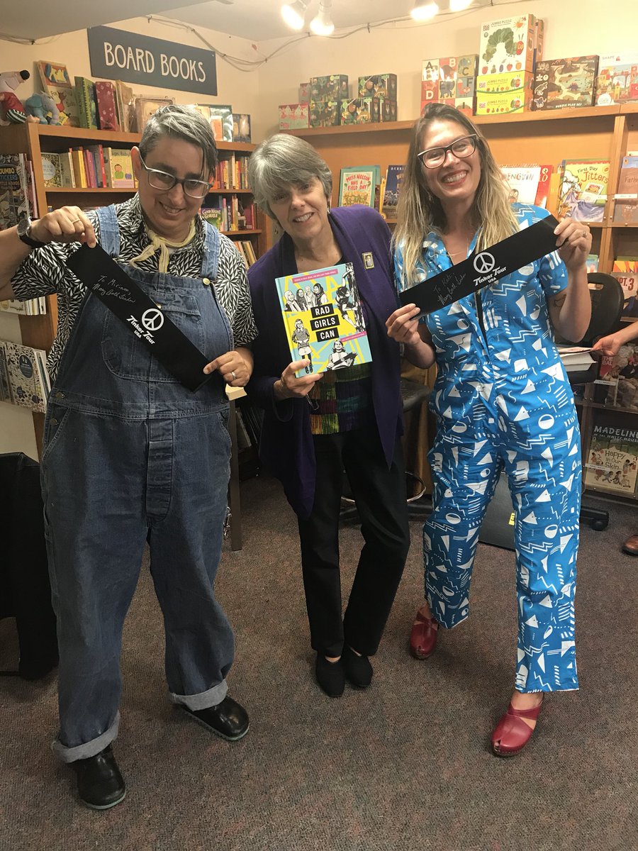 RadWomenAtoZ's tweet photo. Such an honor to meet Mary Beth Tinker at @politicsandprose in DC! #RadGirlsCan https://t.co/C2Y64C9fQO