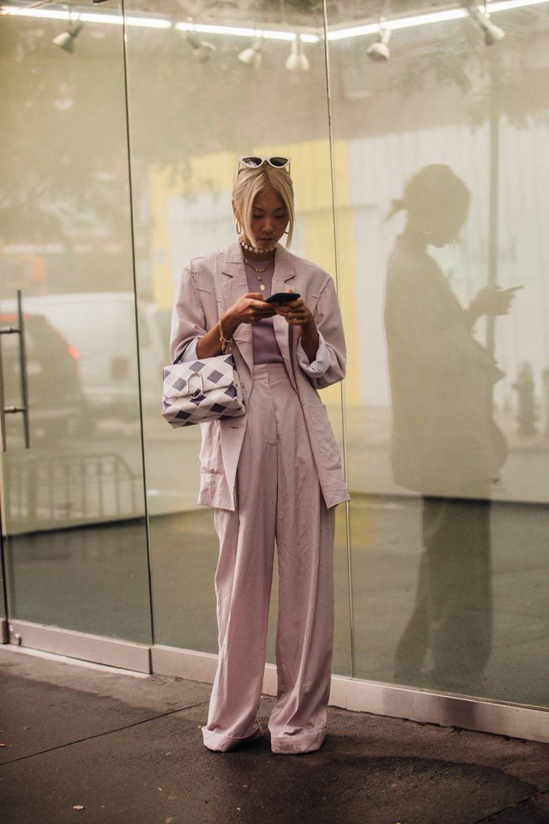 C0kejaw's tweet photo. Street style at #nyfw2018 https://t.co/8dNSzhIQlw
