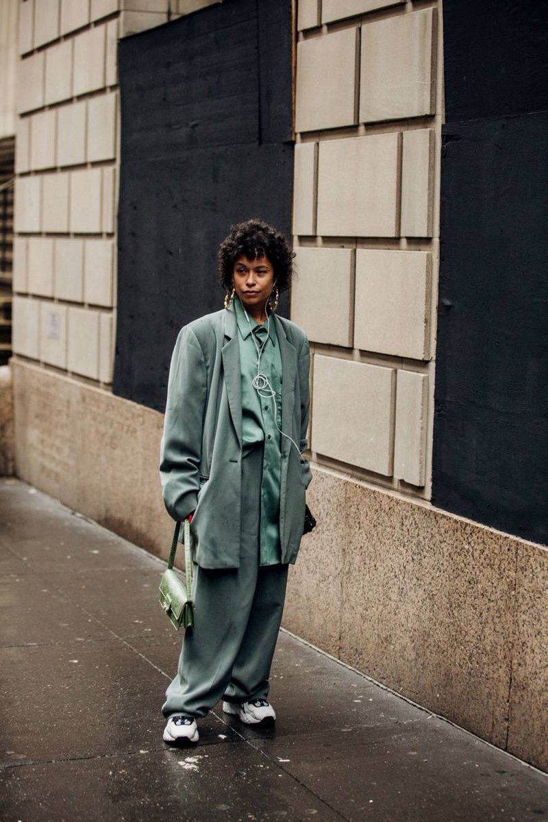 C0kejaw's tweet photo. Street style at #nyfw2018 https://t.co/8dNSzhIQlw