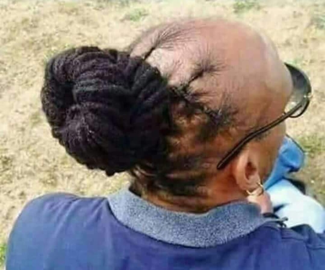 ice_makana's tweet photo. #hairblogger
#No_chill_in_Mzansi
 Bare who's this? 

Kopa Di retweet

@AdvBarryRoux https://t.co/c0rNAUwafV