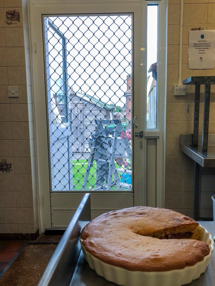 Polar_NE's tweet image. Flymesh Door🚪⛔️🦟

Here we have installed a @Comaraluminium 9pi frame and 7pi door, with the addition of an internal fly mesh door fixed directly to the 9pi framework

#Flymesh #Door #Installation #Aluminium #Polar #PolarNE