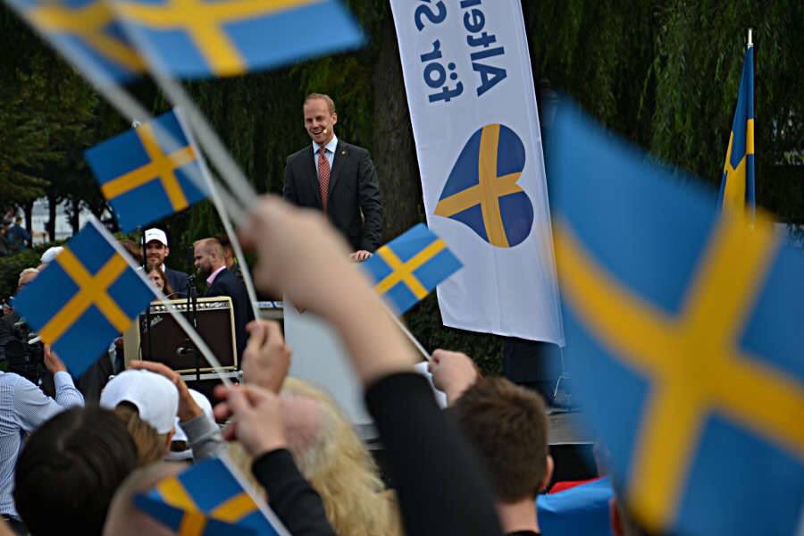 Alternativ för Sverige är här för att stanna! 🇸🇪

Nu laddar vi om batterierna efter en intensiv valkampanj och blickar framåt mot nästa års Europaparlamentsval som Sveriges tydligaste röst för #Swexit!
