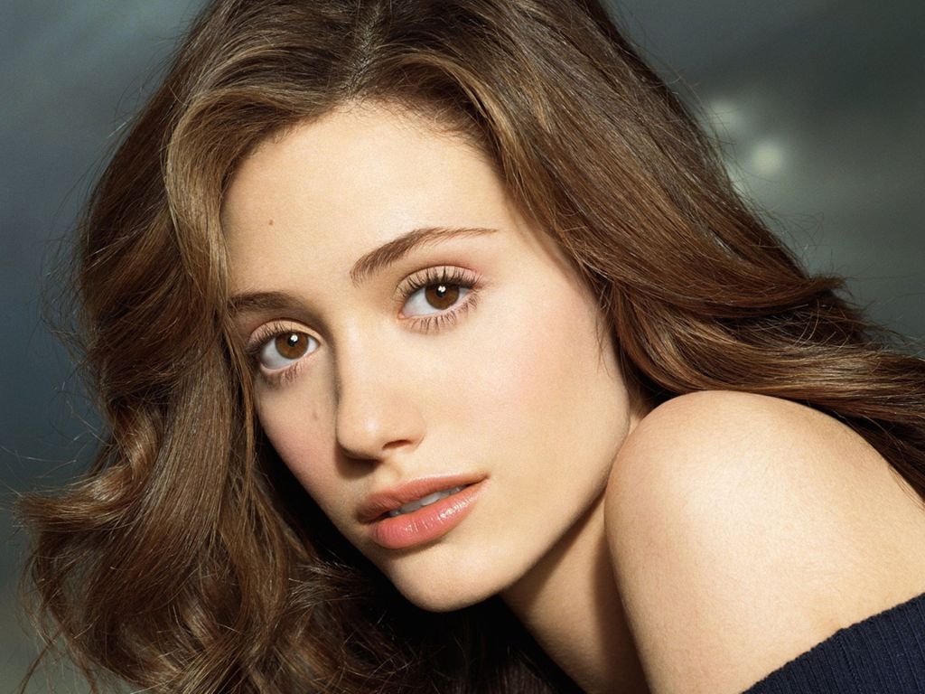 Happy Birthday Emmy Rossum 