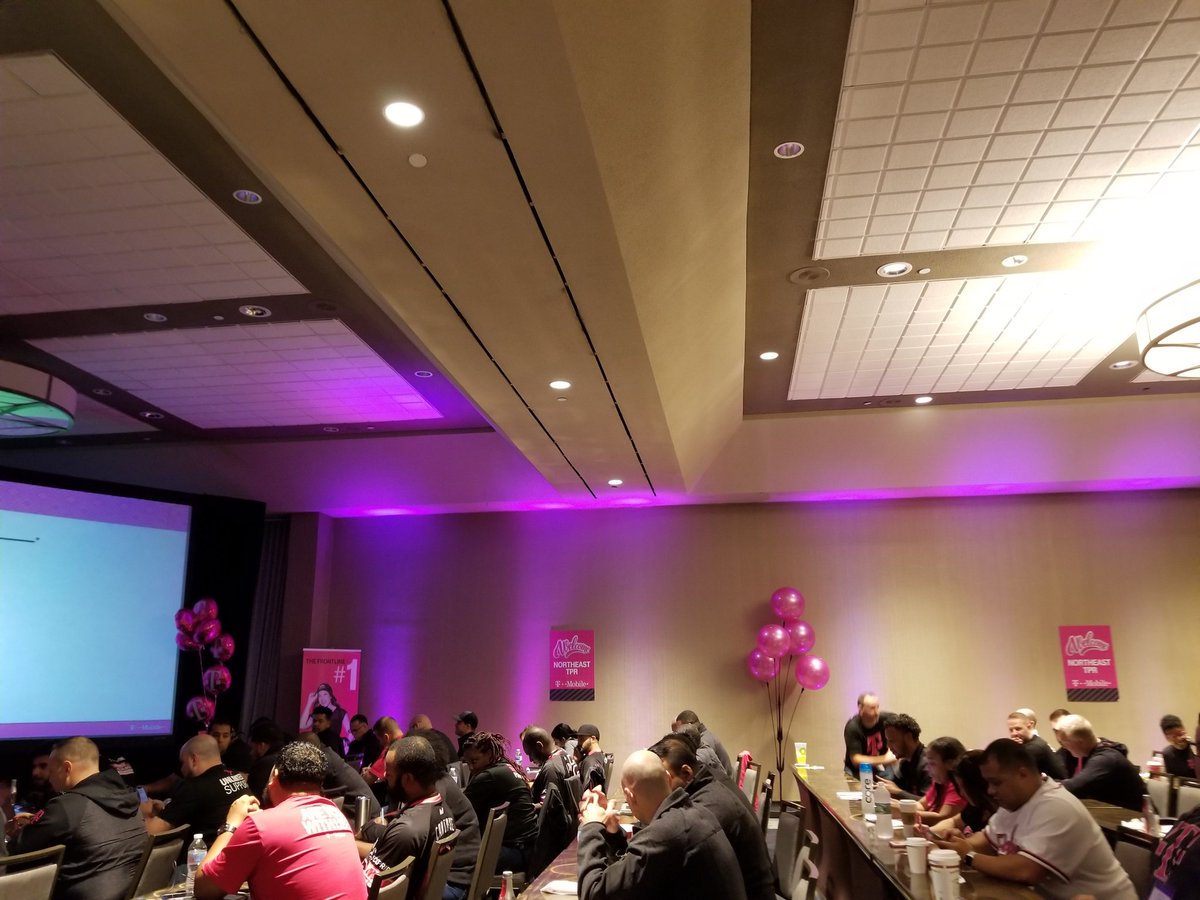 Practicing our "Why" at the #NETPRDMSummit2018 with <a href="/joegiannone1018/">Joe Giannone</a> #WeWontStop #AreYouWithUs <a href="/TMobile/">T-Mobile</a> <a href="/JonFreier/">Jon Freier</a> <a href="/JohnLegere/">John Legere</a> <a href="/thayesnet/">Terry Hayes</a>