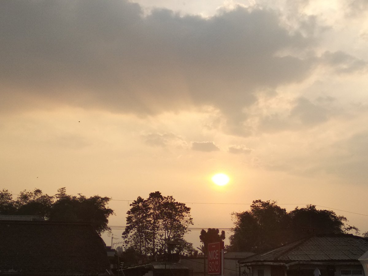 Ajalmu tidak menunggu taubatmu , dimana saja kamu berada , kematian pasti akanendapatkanmu , kendatipun kmu di dlm benteng yg tinggi.

Perbanyak "isthigfar" , taubat karna meninggal itu "pasti" .