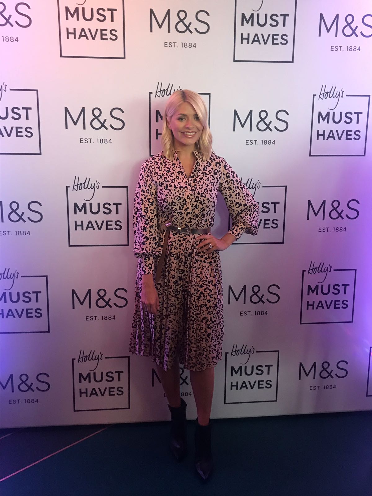 Holly willoughby m&s leopard print dress discount