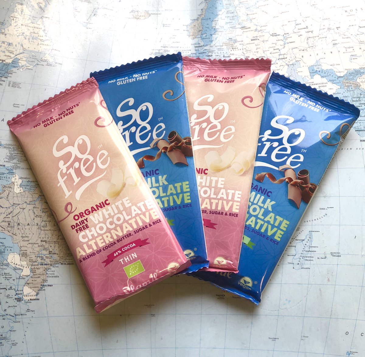 *24 HR COMP* Still celebrating being nominated for 'Best Vegan Chocolate' at the Vegfest awards! 

For a chance to #WIN these 4 bars you have to:
❤️Follow us
💙RT this post

Also, if you think we should win you can vote for us here: london.vegfest.co.uk/awards/vote

Ends 13/9/18 @ 3pm