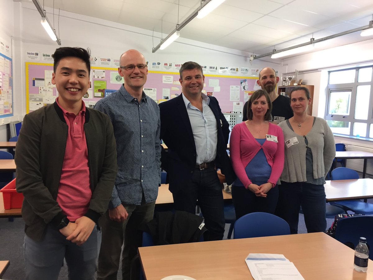 A huge thank you to representatives from @cocoamester, <a href="/Tribepad/">Tribepad</a>, @Maktok_UK, @RealJunkFoodSHF, <a href="/HappyHareSewing/">Happy Hare Sewing</a>  and @RebmarkLegal for visiting Tapton today and helping to mentor our students with their 2018-19 Big Challenge projects.