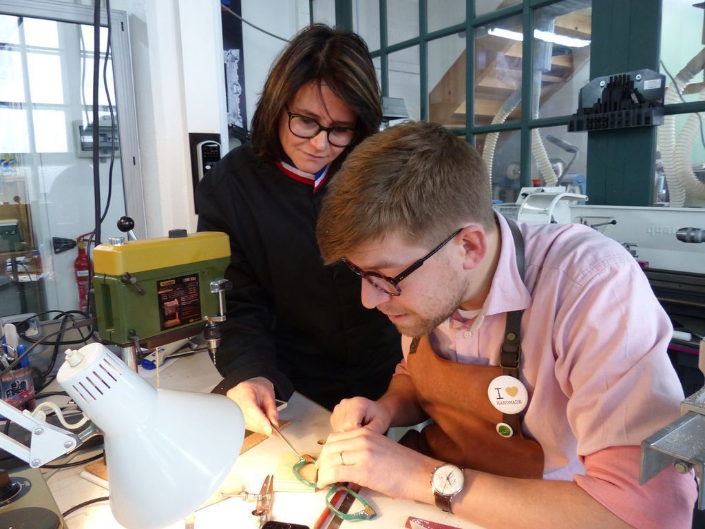 Semaine du sur mesure: Jour 3 📐
On vous parle des montures sur mesures imprimées en 3D! Découvrez les merveilles que peut faire la technologie de la modélisation 
👉 bit.ly/modelisation-3D
📷 <a href="/monoqooleyewear/">Monoqool Eyewear</a> 
#lunettesoriginales #eyewear #opticiens #lunettescreateurs #monoqool