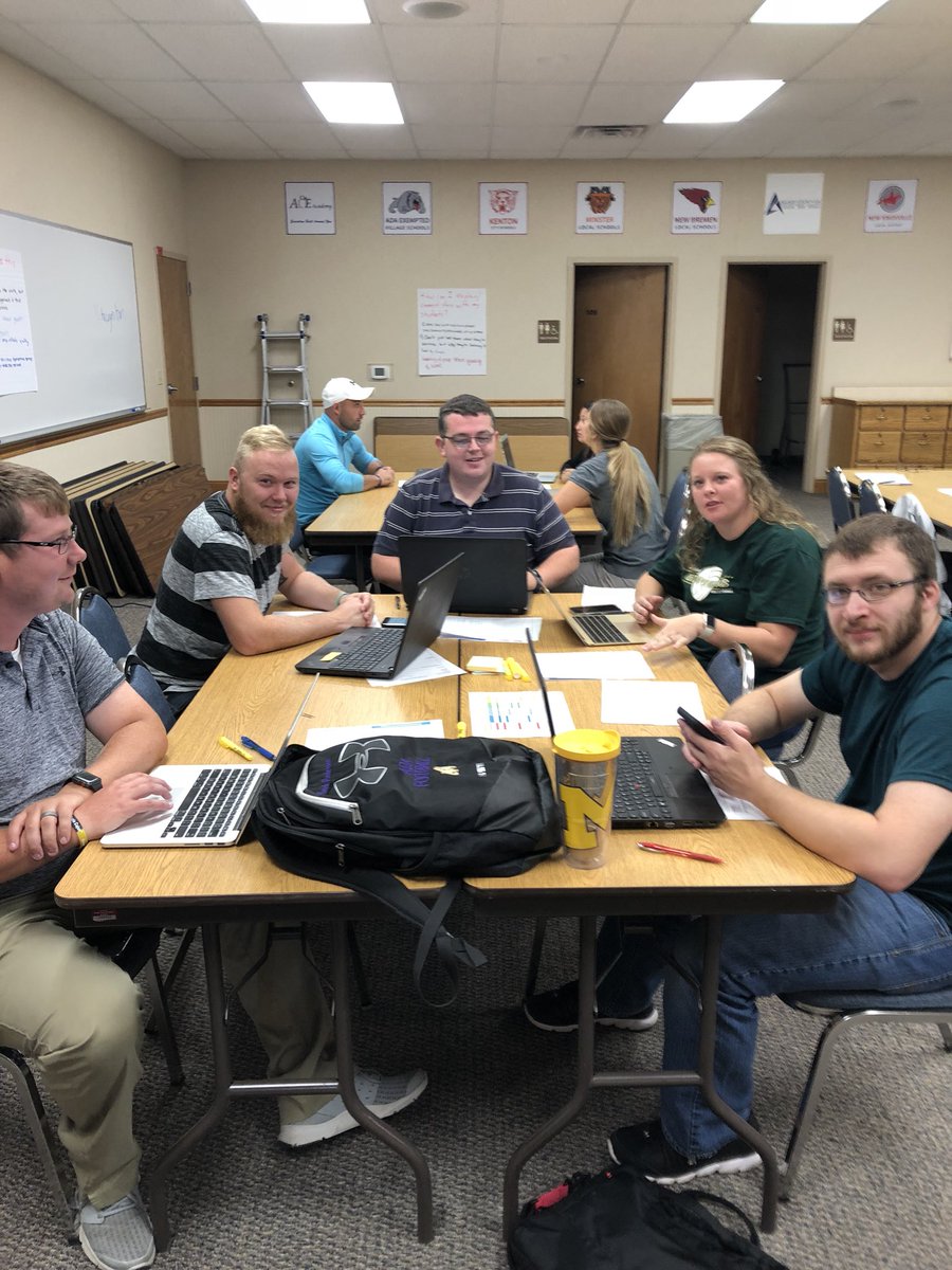 ACESC_OH's tweet photo. #OrientationDay w/ #ResidentEducators! It’s great seeing all of you again! #REPDLearning #EducateServeConnect @Ada_Schools @riderprincipal @NKPrincipal @NewBremenSchool @BLSuptHarmon @ohio_src @OHEducation https://t.co/2LJ6mz6Y4Q