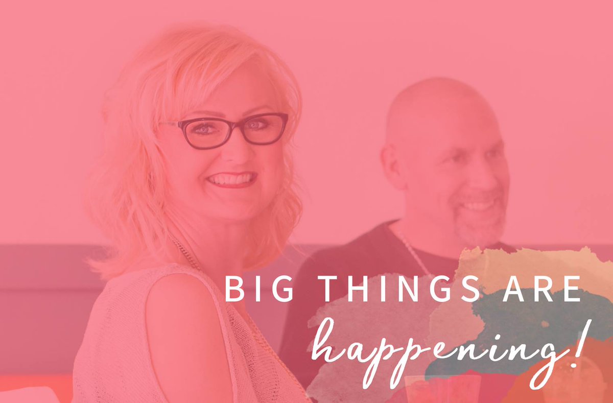 PureLifeBalance's tweet image. REMINDER! 

All of the Pure Life Balance social media is transitioning over into the KIm Smadis Lifestyle brand this month! 

Be sure to follow @kimsmadislife for amazing updates about Kim, doTERRA, building a business, and SO much more! 

--
#BigThings 
#Transition #doterra