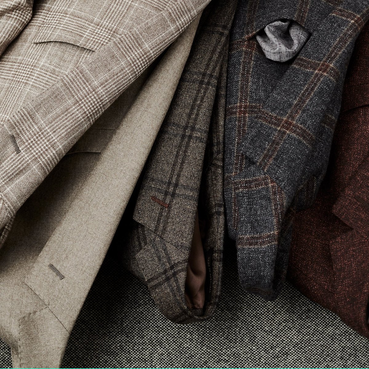 JHilburn's tweet image. Introducing the Limited Edition Rust &amp;amp; Grey Collection, the perfect transition into Fall. Discover the Collection here: bit.ly/2Mo6Mfd