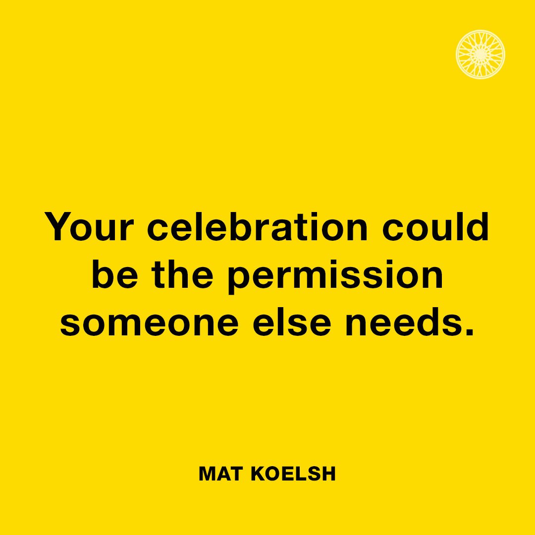 soulcycle's tweet photo. When we give energy, we gain energy. ☀️☀️🌙🌙 https://t.co/x57v0pzRCi