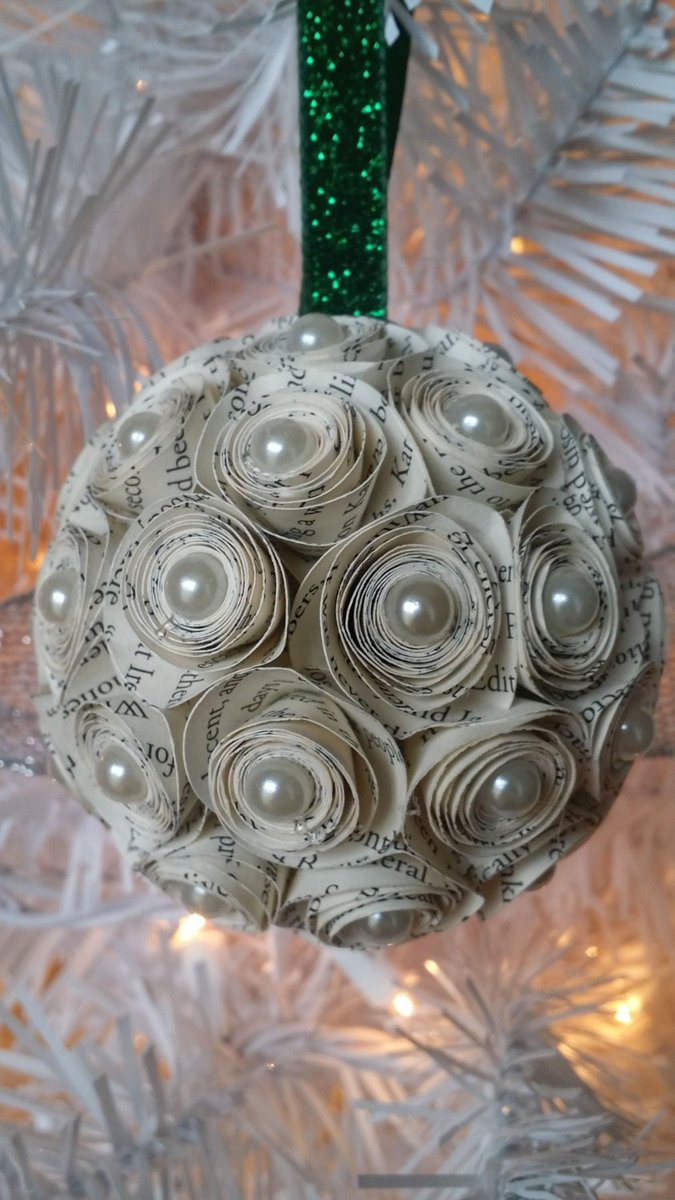 VOBdesigns's tweet photo. Thanks for the kind words! ★★★★★ "Beautiful! Looking forward to putting this on our Christmas Tree!!!" Kimberly P. https://t.co/2DbqonRLfg #etsy #vintage #collectibles #christmas #christmasgift #christmasornament #christmasdecoration #holidaydecoration #roseornament #s https://t.co/GwbTP78bzs