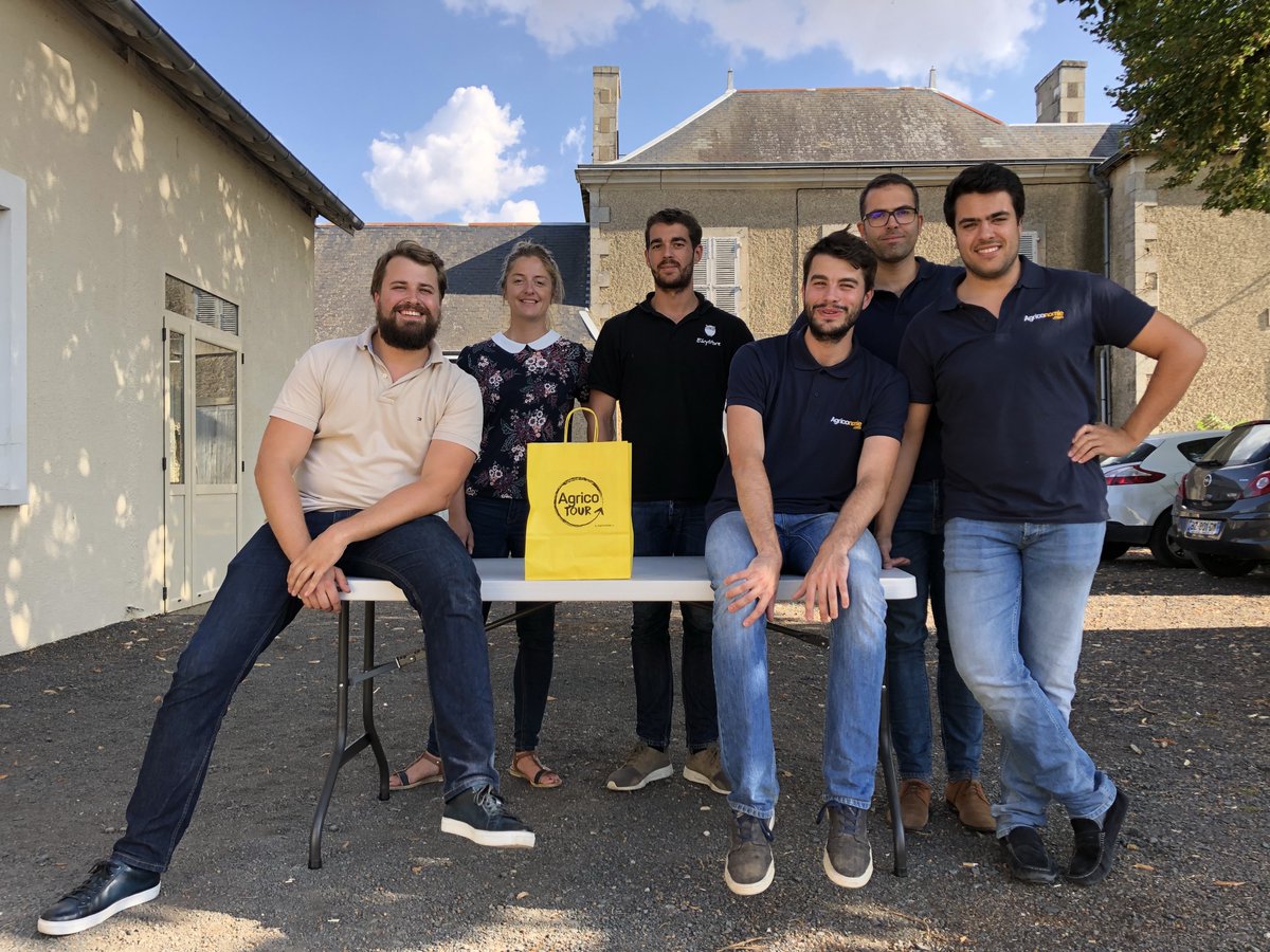 FermeDigitale: #AgricoTour - La 4e édition débute en ce moment-même à Champigny-le-sec (86). Les #startup de La Ferme Digitale sont heureuses de vous accueillir pour "parler ensemble de l'agriculture de demain !". Apéro convivial et surprises garantis ! …