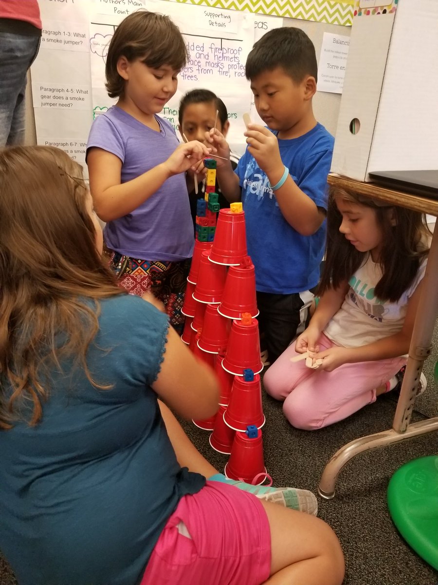 DoctoraValencia's tweet photo. Our #MightyMustang engineers using cups to implement the 4 Cs at @JMadisonSchool https://t.co/qvpb5WNG8d