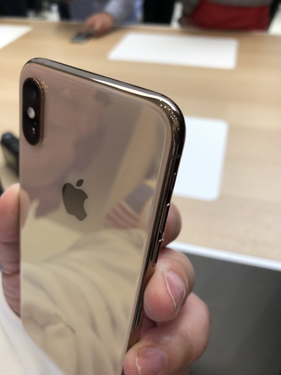Iphone XS золотой