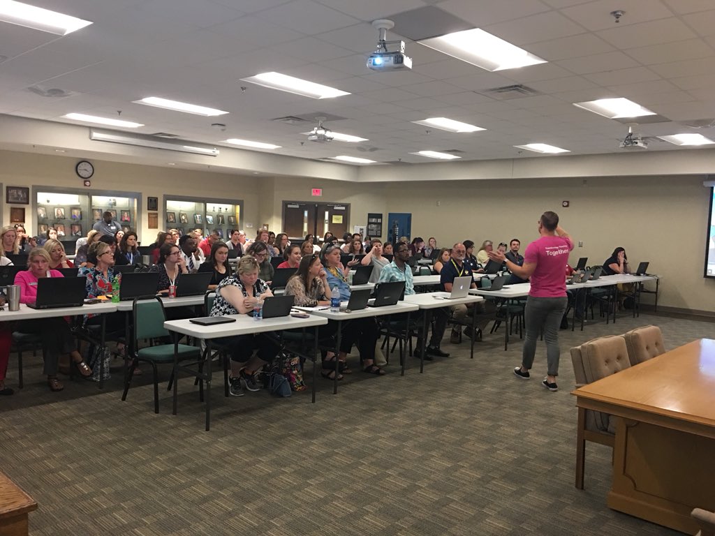 tcssit's tweet photo. TCSS teachers are receiving AWESOME Nearpod training! #Nearpod #TCSSFuture https://t.co/cTLCvktd7I