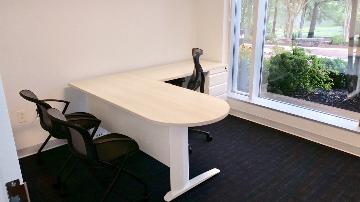 SmartrInteriors's tweet image. Our latest project is an expansion of a previous job completed at the end of last year. Our clients like the look and quality of Open Plan Systems so much that they went with the same style in their new space. #officedesign #smarterinteriors #openplansystems