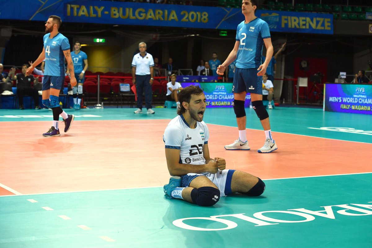 Voley_FeVA's tweet image. #LaSelección 🇦🇷 no pudo con #Bélgica 🇧🇪 en el debut del #FIVBMensWCH

Este viernes a las 15:30hs va por la revancha ante #RepDominicana 🇩🇴. Seguilo en VIVO por la @TV_Publica 

#VamosArgentinaVoley 🏐💙