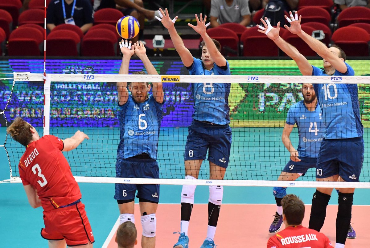 Voley_FeVA's tweet image. #LaSelección 🇦🇷 no pudo con #Bélgica 🇧🇪 en el debut del #FIVBMensWCH

Este viernes a las 15:30hs va por la revancha ante #RepDominicana 🇩🇴. Seguilo en VIVO por la @TV_Publica 

#VamosArgentinaVoley 🏐💙