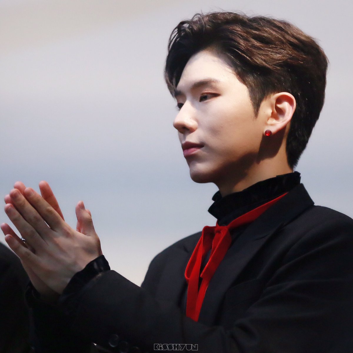 khlovebot's tweet photo. An actual prince 👑💘 https://t.co/5weN95pVk5