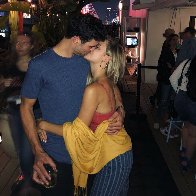 Joe Amabile & Kendall Long - Bachelorette 15 - DWTS - Discussion - Page 7 Dm6BRVEUUAE4jUu