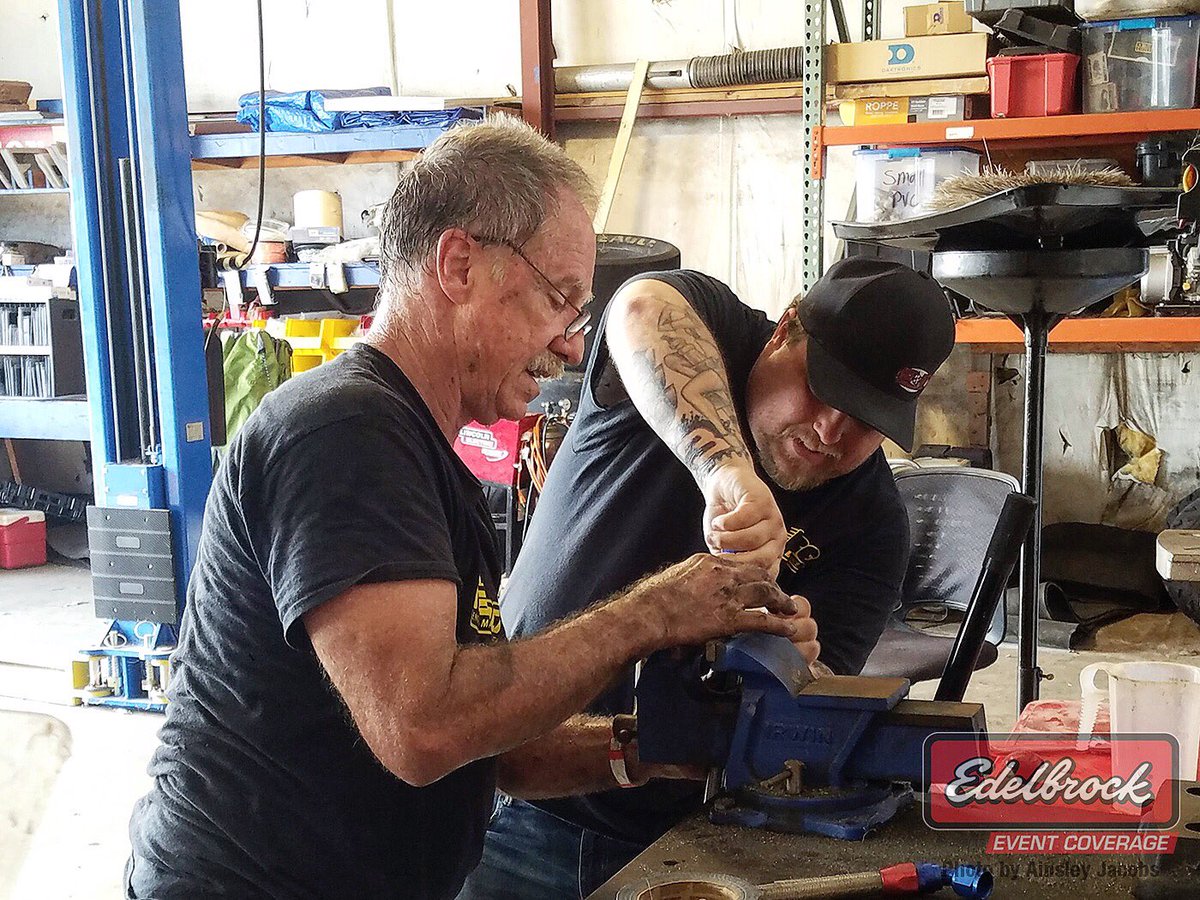 RacePartSolutns's tweet image. #RacePartSolutions to the rescue! When Randy Seward, fresh off his Pony Express journey, needed a fuel line in a hurry in order to be able to race his Fox body Mustang, Wade McGowan and Bart Tobener showed how customer service is done. #DragWeek2018 #CustomersFirst