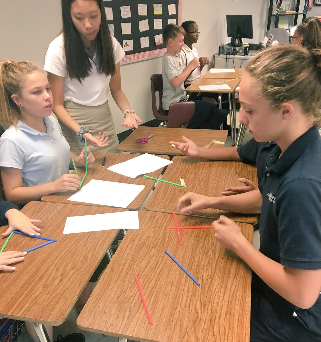 SheehanOCS's tweet photo. 8th grade Ss created straw towers in class today.  Results led to a group #discussion:  “is conflict necessary?” #ELA #learningstrategies #iteach8th #cooperativelearning https://t.co/ngqQA8FZcU