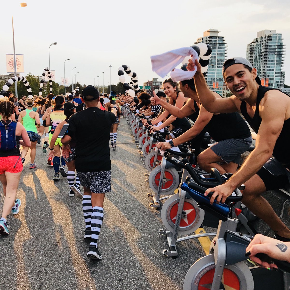 It’s been awhile since I wrote something that got this much traction. There is definitely passion around #SeaWheeze and Richard. 
➡️ pavementrunner.com/seawheeze-2018…