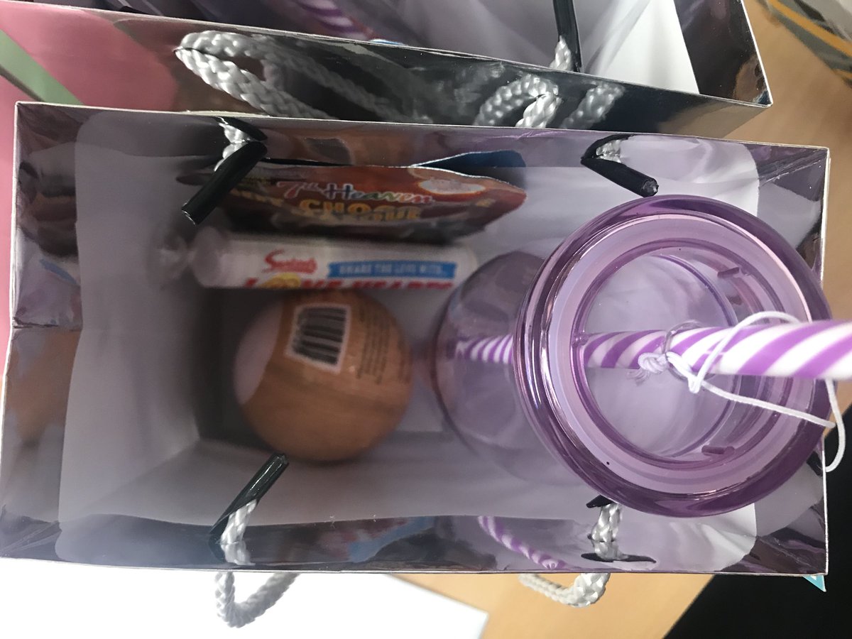 emmap61's tweet image. #DayThree at @pi_dudley #housekeepingappreciationweek ❤️❤️