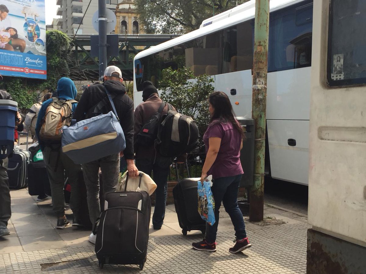 Hoy retornan al país 86 venezolan@s desde Argentina.  El Presidente <a href="/NicolasMaduro/">Nicolás Maduro</a> ha instruido expandir el puente aéreo del Plan Vuelta a la Patria ante la cantidad de solicitudes recibidas en nuestras embajadas y consulados. ¡ Sólo en Revolución !