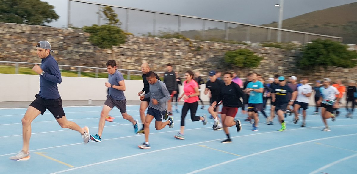 Great turnout at <a href="/ATCRunning/">ATC Running</a> #ATCTrack on a chilly #Spring evening. #200s <a href="/EmbarkTri/">Embark Training</a>