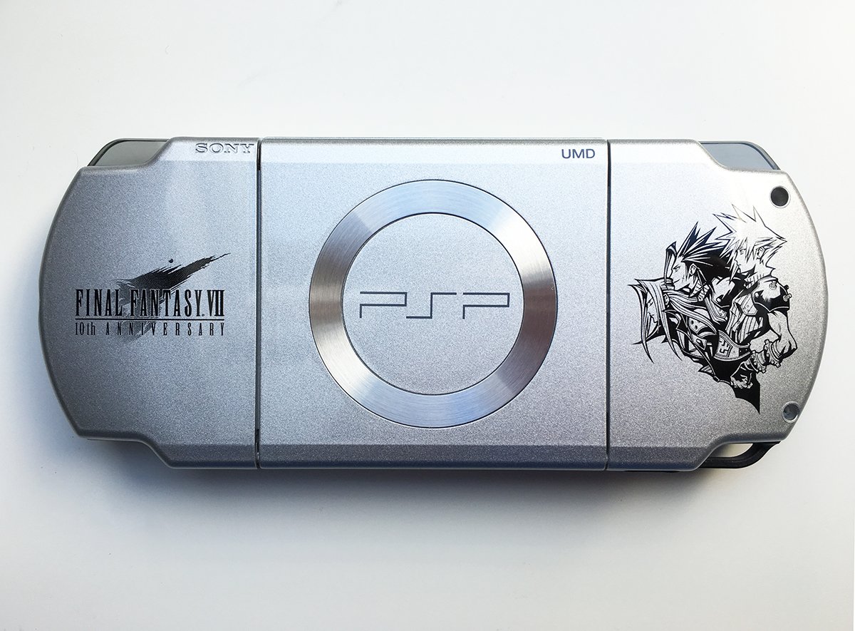 Core limited. PSP 3008 Final Fantasy Edition. Корпус PSP 3008 алюминий. PSP 2022. Final Fantasy crisis Core PSP.