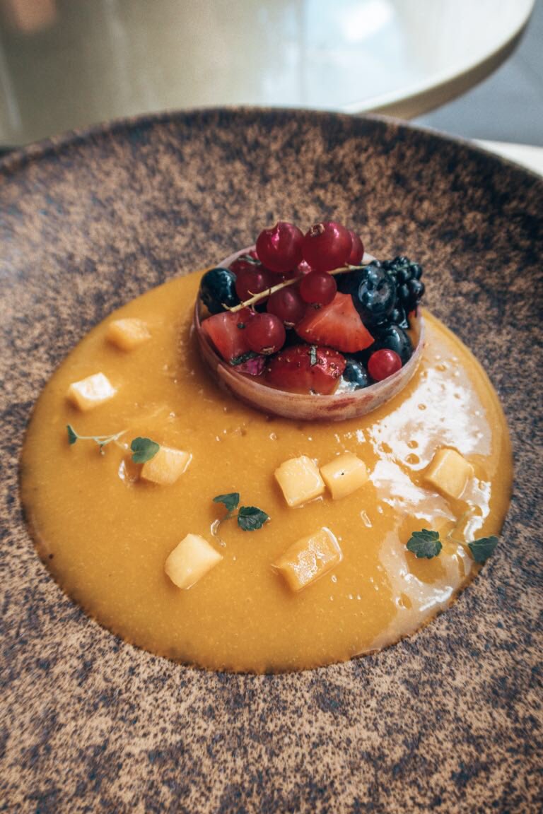 "Loved how they mixed Indian flavours with traditionally more western dishes and flavours."... Read the complete review of our #weekendbrunch by  @belleofbrunch #IndianAccentLondon #InventiveIndian 

thebelleofbrunch.com/2018/09/11/ind…